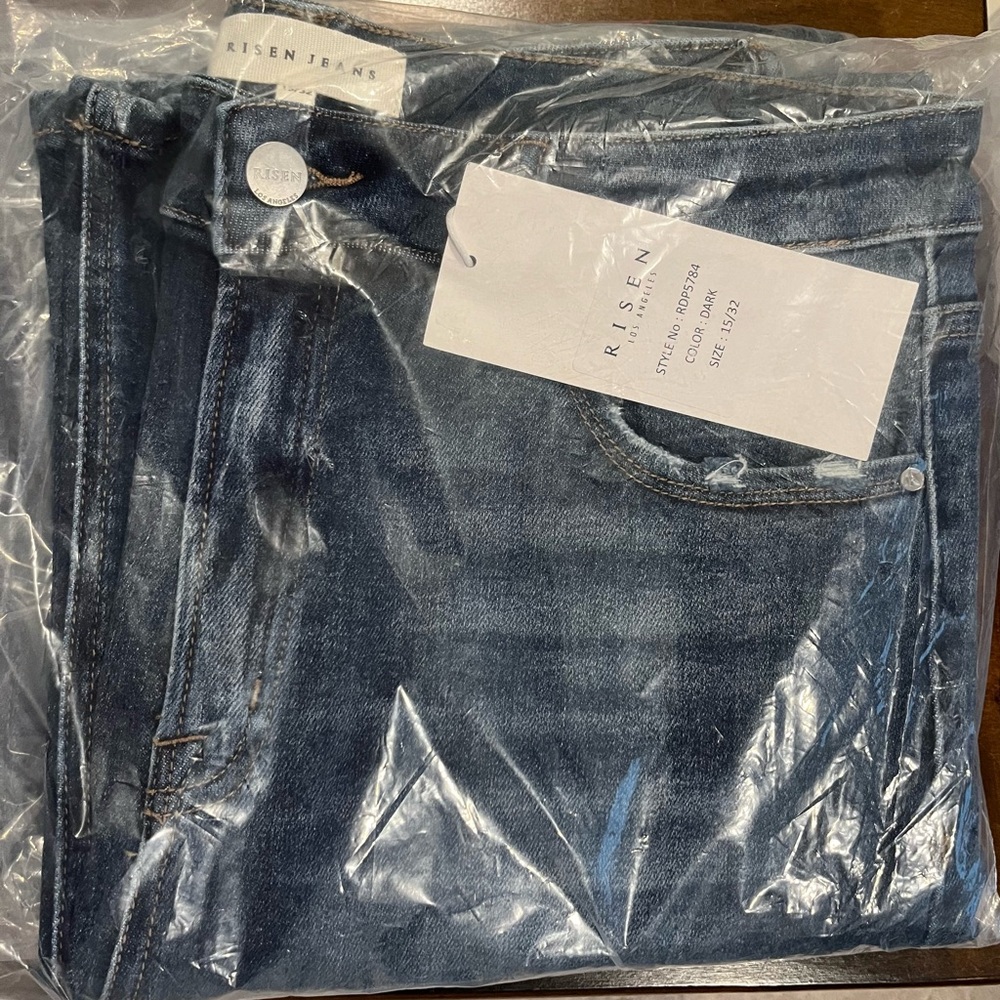 RISEN DARK WASH HIGH RISE STRAIGHT JEANS